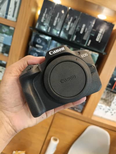 CANON EOS R50/Canon 55-210mm lens