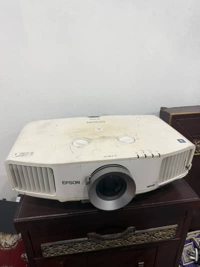 Epson Projector For sale Best High Quality Urgent Sale