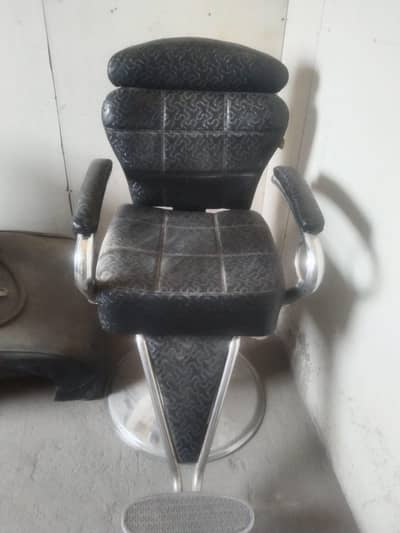 Salon Chair for Sale