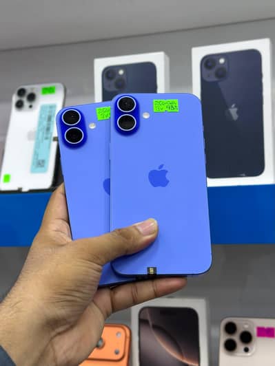 Apple iPhone 16 Plus 256GB Factory Lock Water Pack