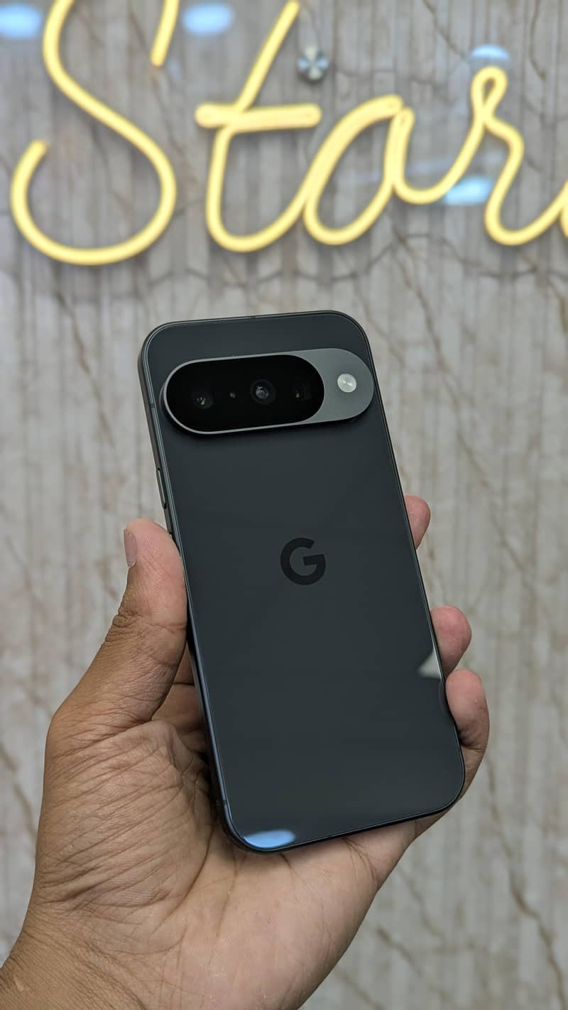 Google Pixel 10 5