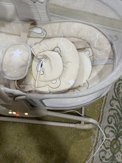 ELECTRIC BABY SWING
