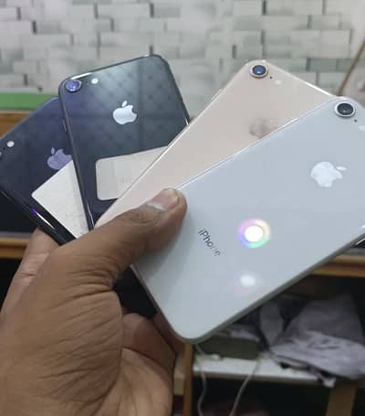 iphone 8 condition 10/10 (64gb) MDM water pack