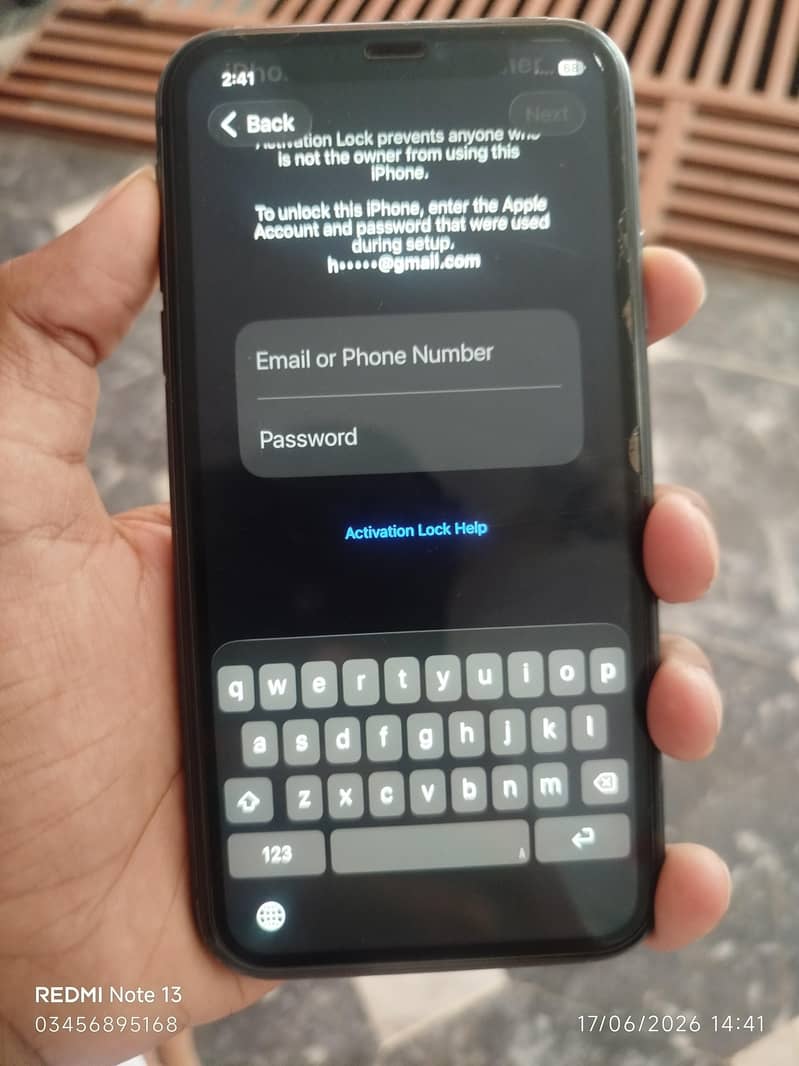 Apple iPhone 11 0
