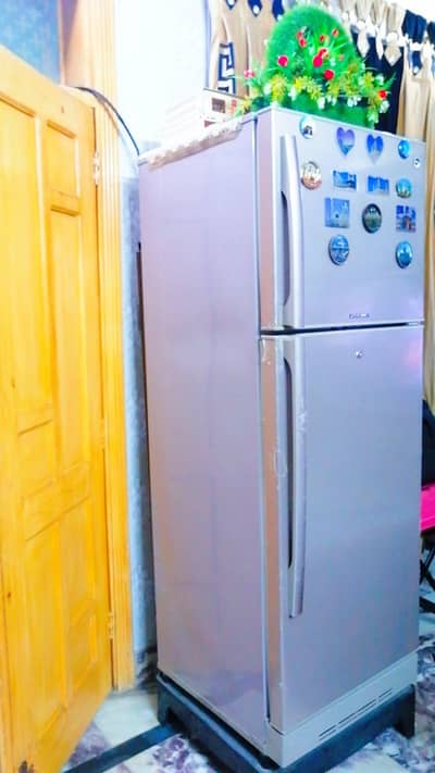 PEL Refigater Model PRA 155 one New pack & one 2sesion used