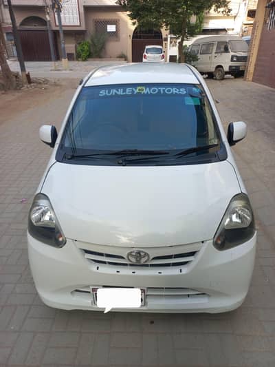 Toyota Pixis Epoch 2012