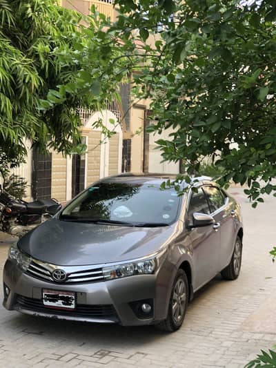 Toyota Corolla Altis Grande 1.8 2015