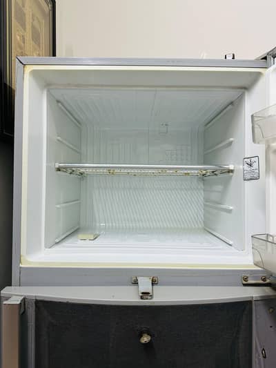 Dawlance Full Size Refrigerator