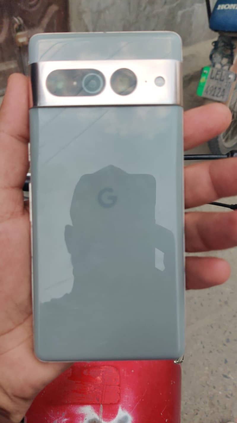 Google Pixel 7 Pro 4