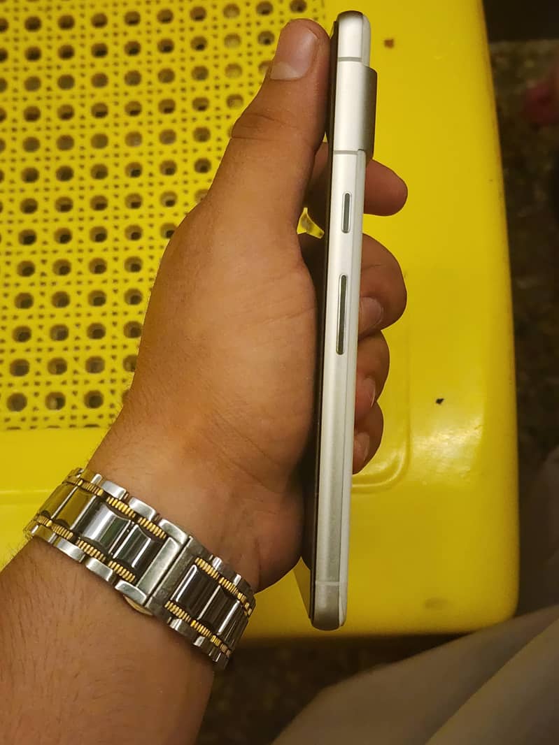 Google Pixel 7 2