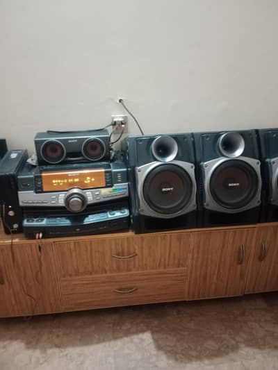 Sony Deck HiFi Sound System zux 10D
