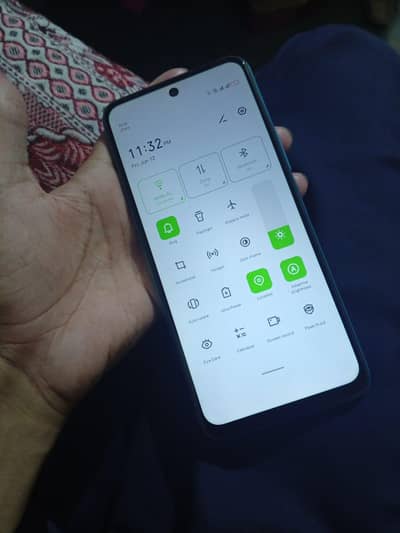 Infinix Hot 12