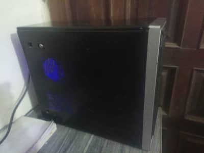 Ryzen 5 2600 16GB ddr4 RAM PC with monitor