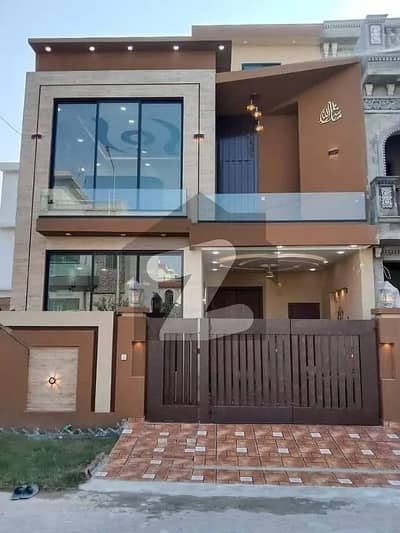 5 Marla House With Gas Available For Sale In Bahria Town Lahore