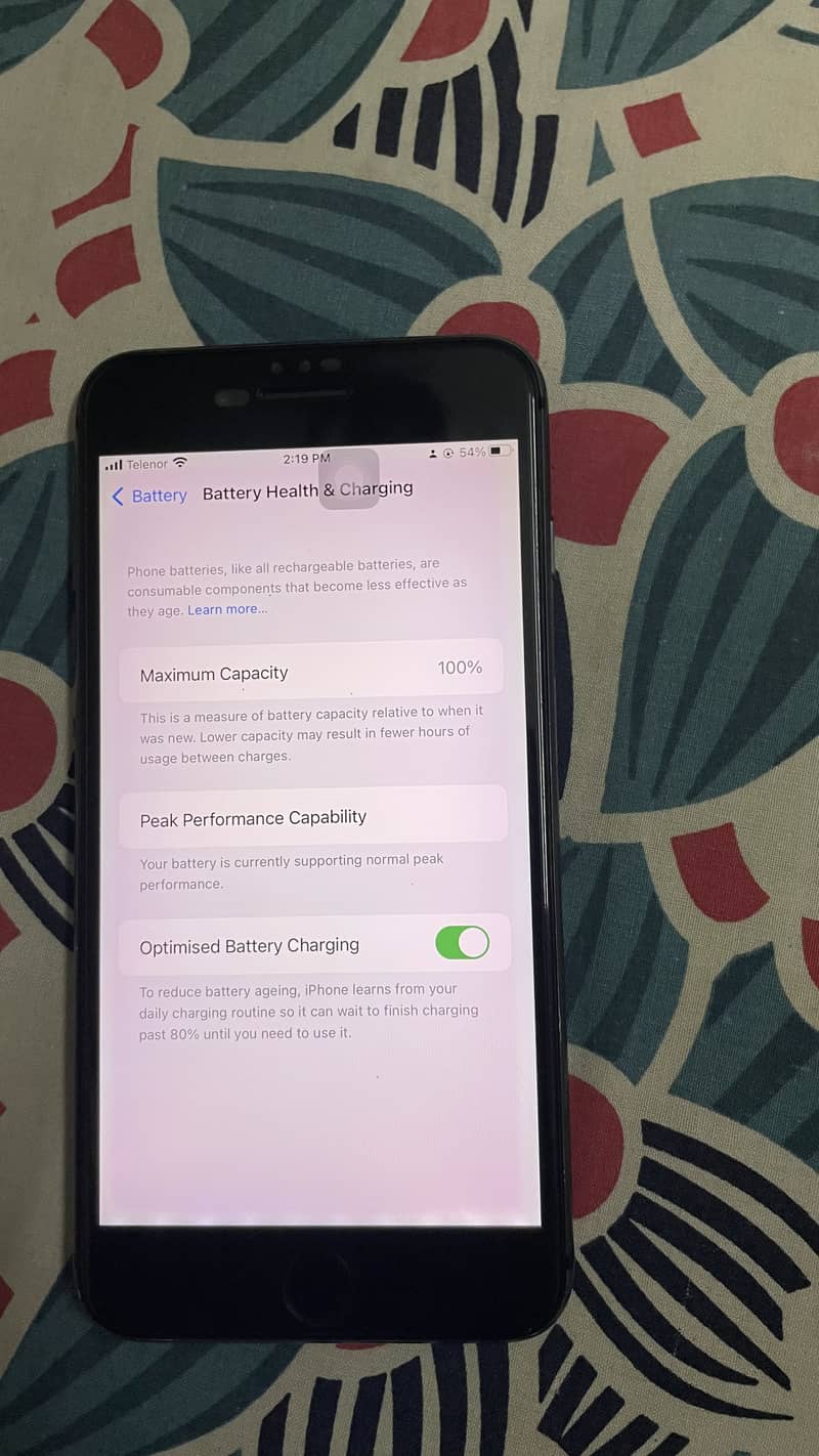 Apple iPhone 8 Plus 5