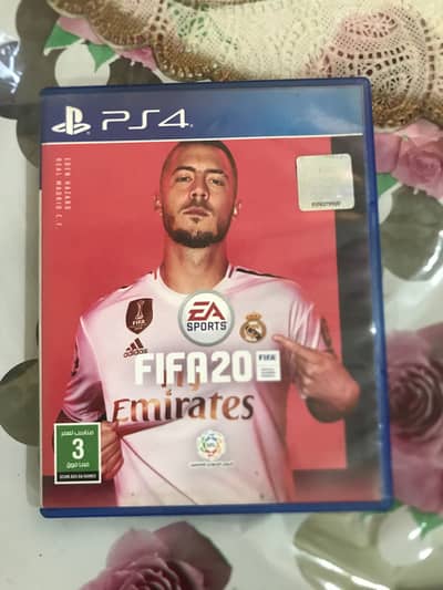 PS4 disk fifa20 video game