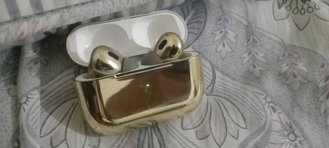 airpod pro 2 with case in golden condition 10/10 C type charging