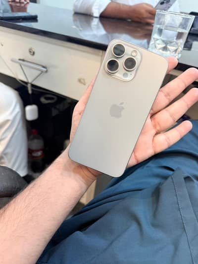 Apple iPhone 15 Pro Max