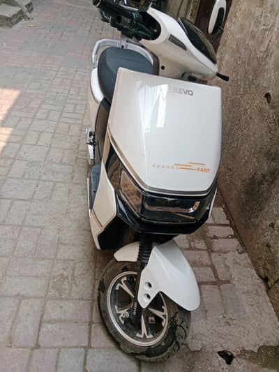 Orevo model B2