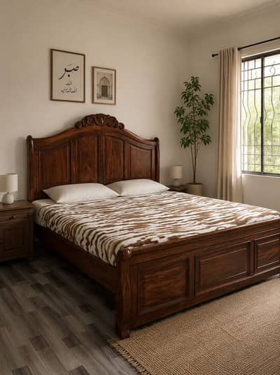 Solid Sheesham Wood King Size Bed – Excellent Condition