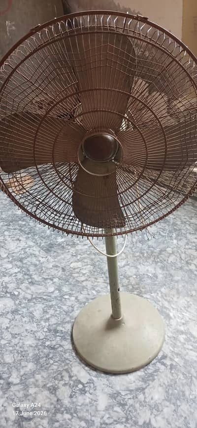 Fan Pedestal sale urgent All ok pure cooper