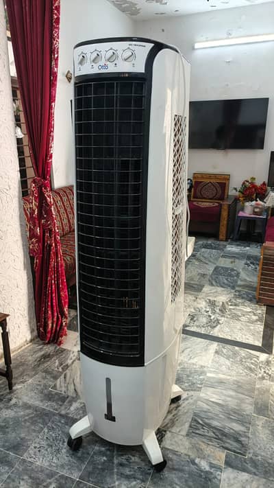 Brand new tower air cooler slightly used