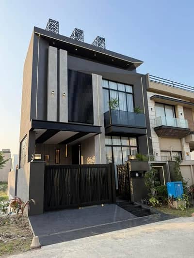 5 Marla Modern Design  House 1BED fully furnished for  Rent.
