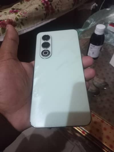 Itel S25 6+6/128 display finger