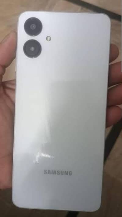 Samsung Mobile A06