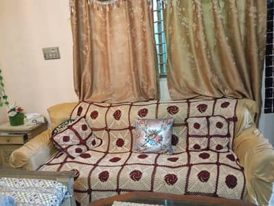5 Seater Large size Sofa set Available for Sale in Adiala road RWP