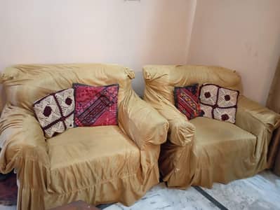 5 Seater Large size Sofa set Available for Sale in Adiala road RWP