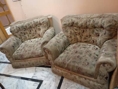 5 Seater Large size Sofa set Available for Sale in Adiala road RWP