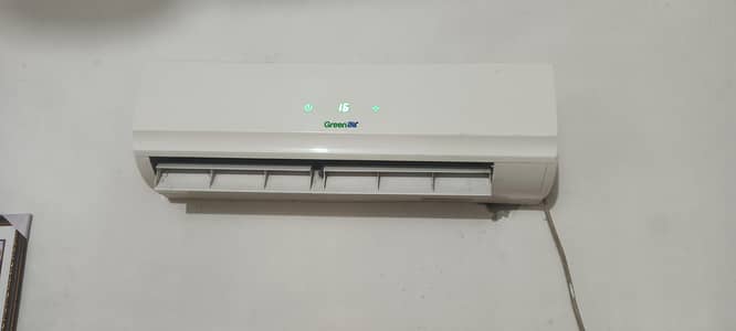 chilled working ac  1 ton . urgent sell