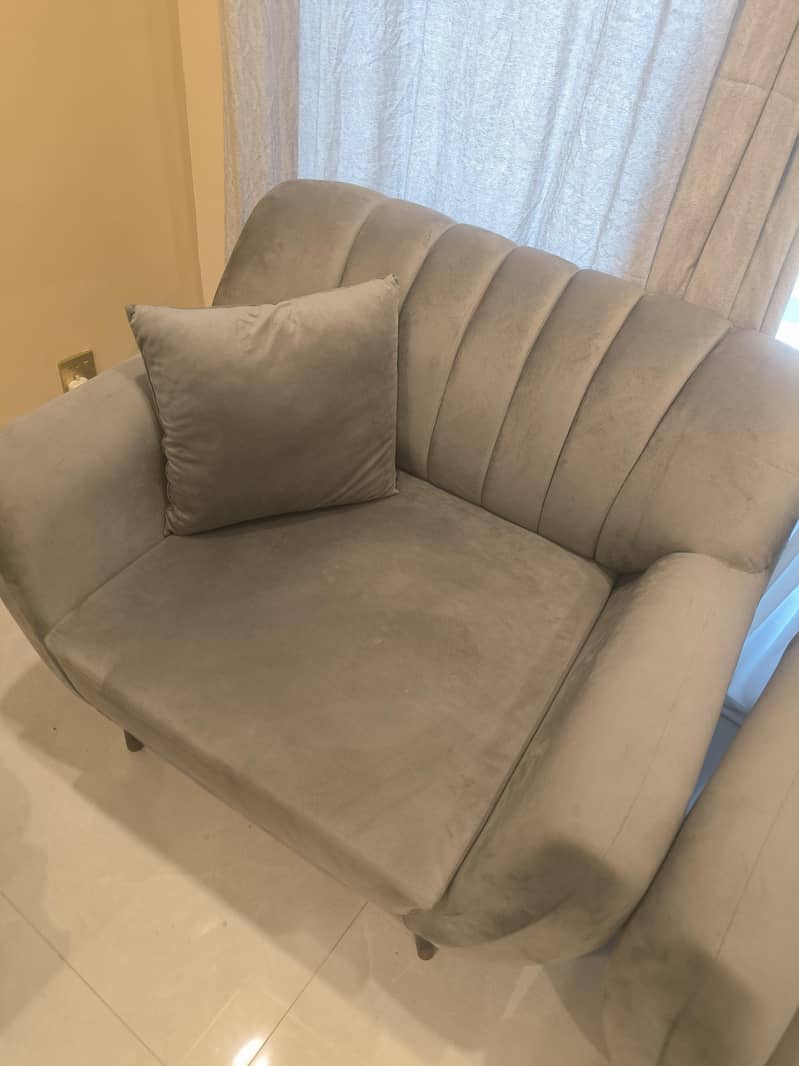 SOFA CHAIRS 1