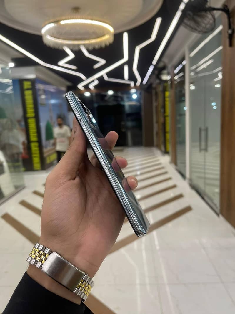 One Plus 8T 3