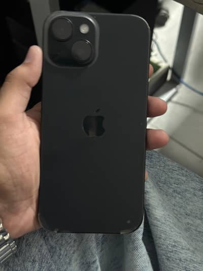 Apple iPhone 15