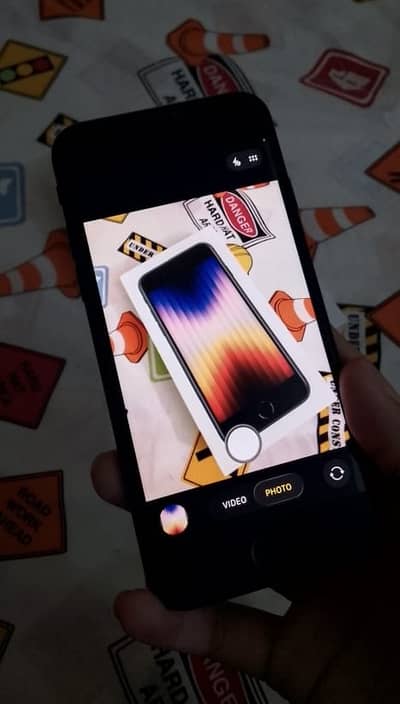 Apple iPhone SE