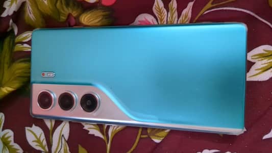 camon 40pro