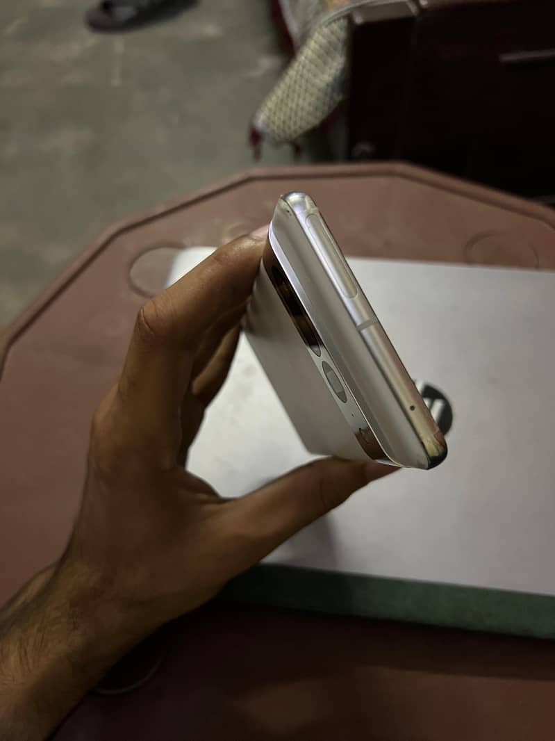 Google Pixel 7 Pro 4
