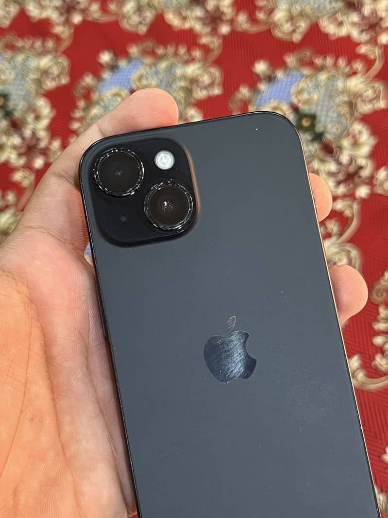 Apple iPhone 15 5