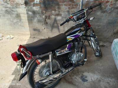 Honda CG125 Red Color