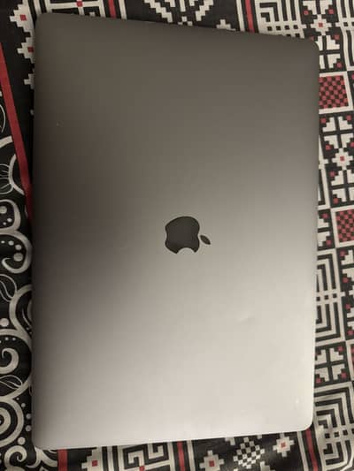 Macbook pro 2018 touchbar