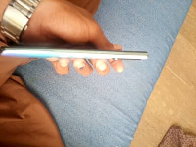 OPPO F15