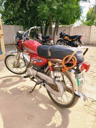 Dhoom 70cc good condition. 03148438238