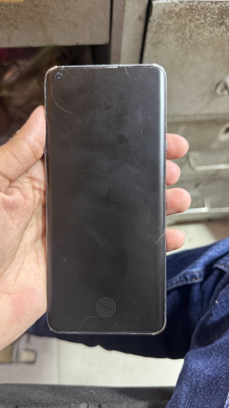One Plus 9 Pro 4