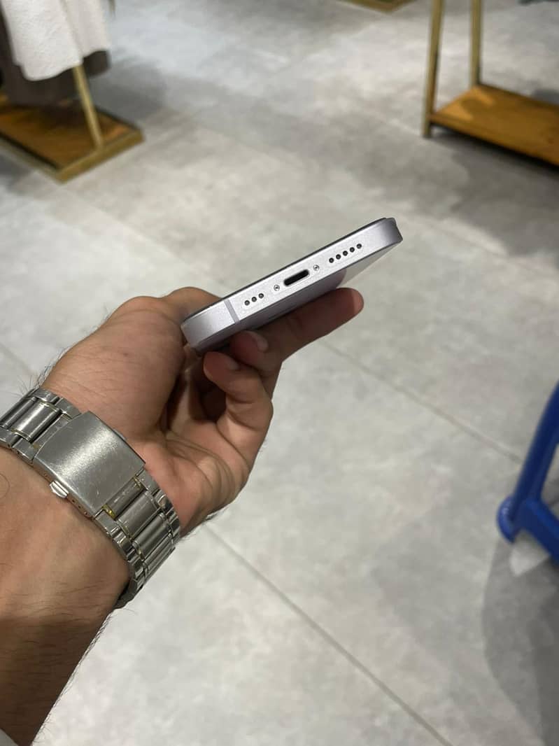 Apple iPhone 14 6