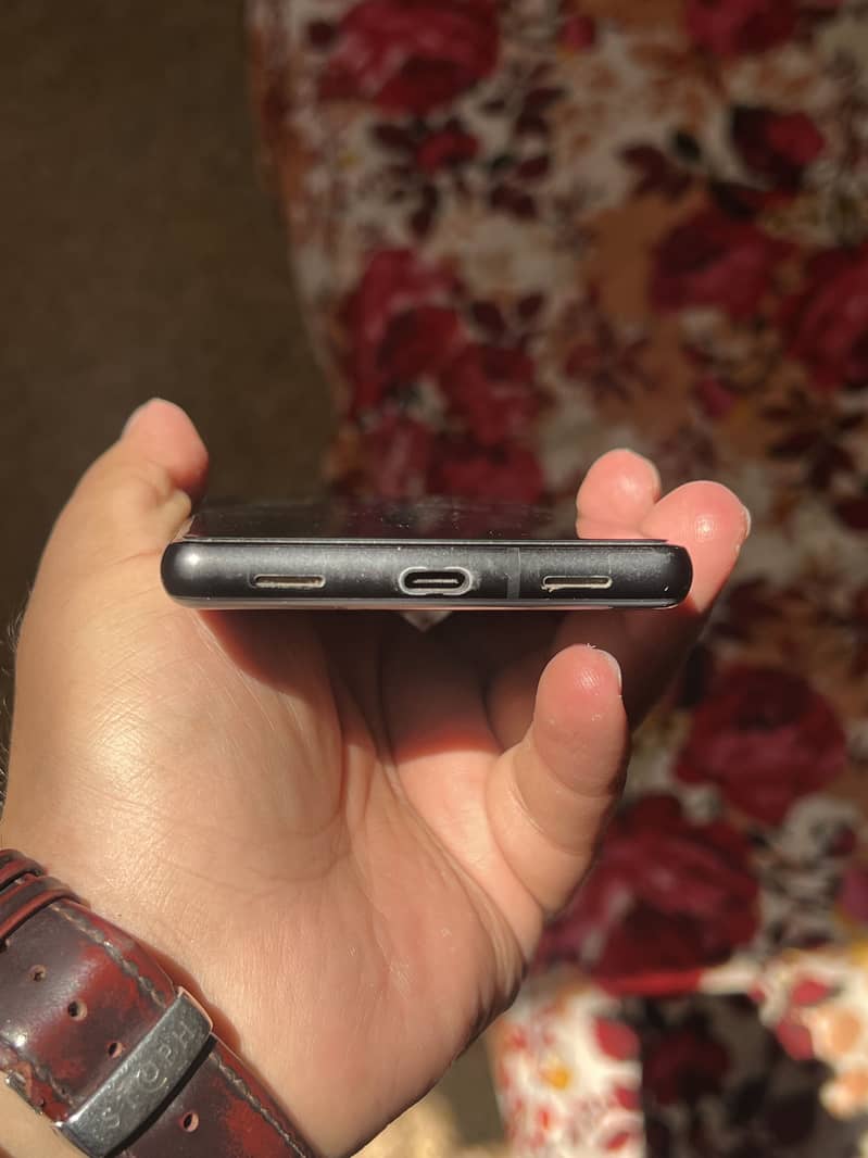 Google Pixel 7a 1