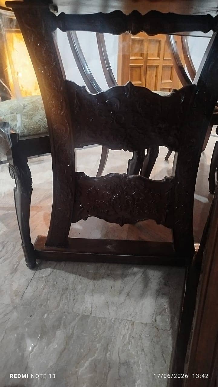 Dinning table 6