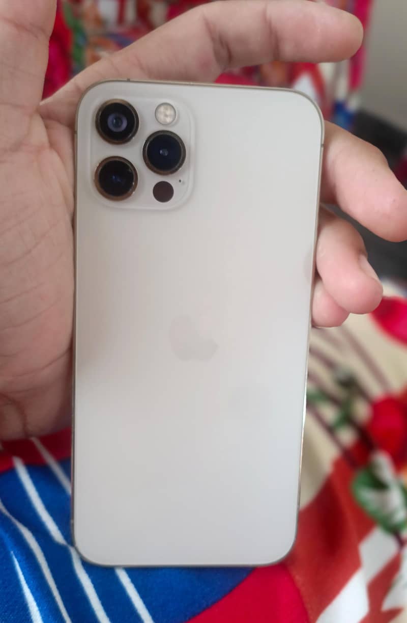 iphon 12 pro 0