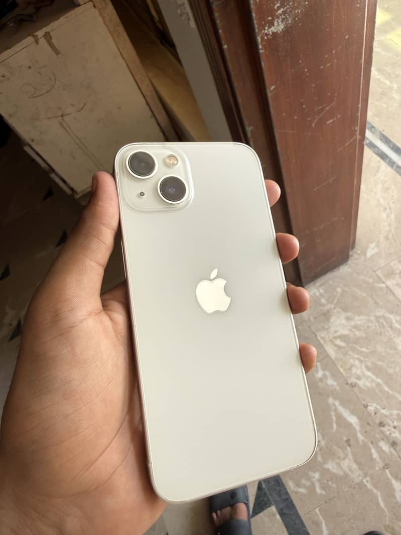 Apple iPhone 13 1